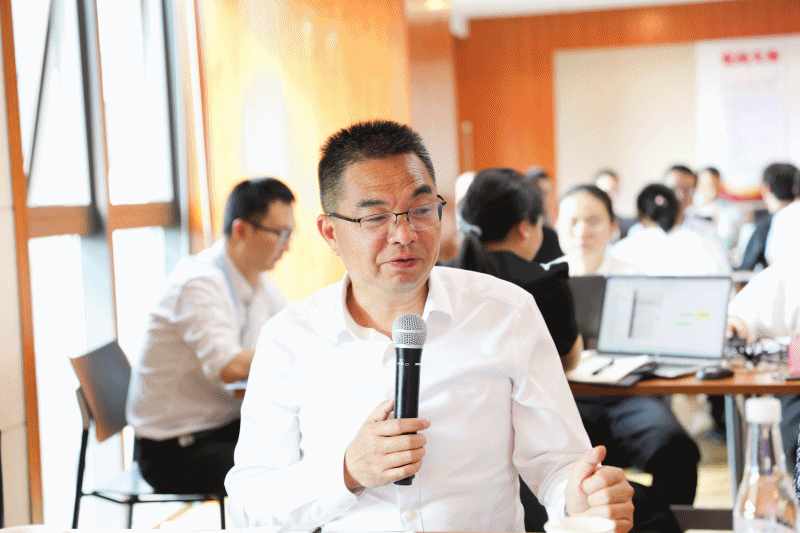 請問(wèn)挖到.gif